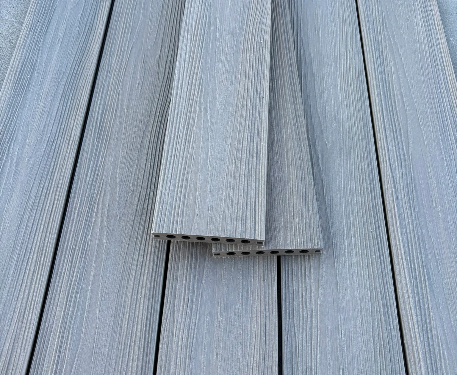BPC Terrassendielen Addition GRAU / BRAUN beschichtet 21,5x136 mm