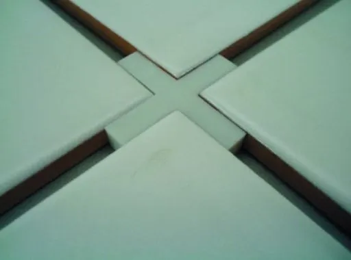 Fugenkreuz weiß
