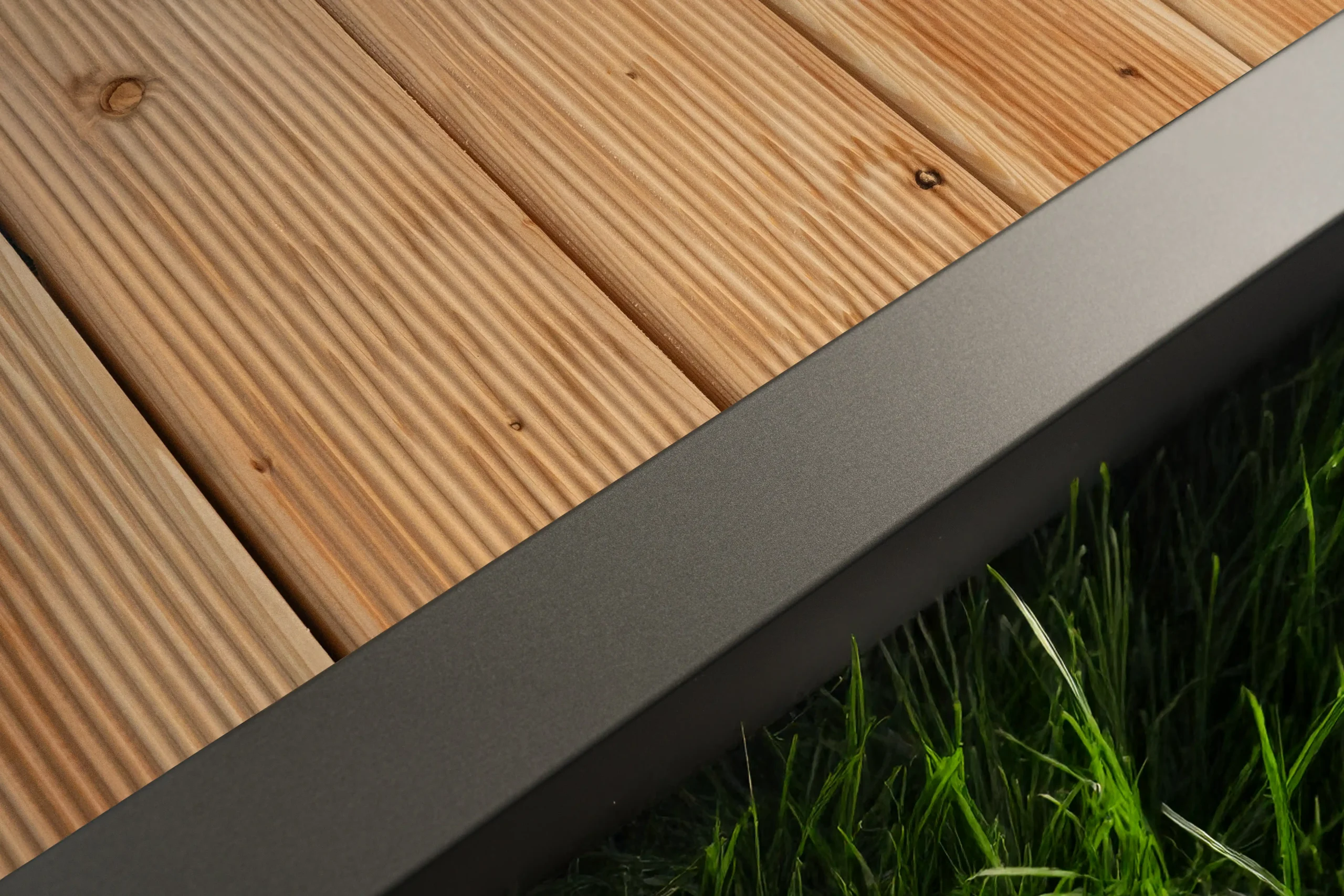 Aluminum-Abschlusswinkel für Terrassendielen