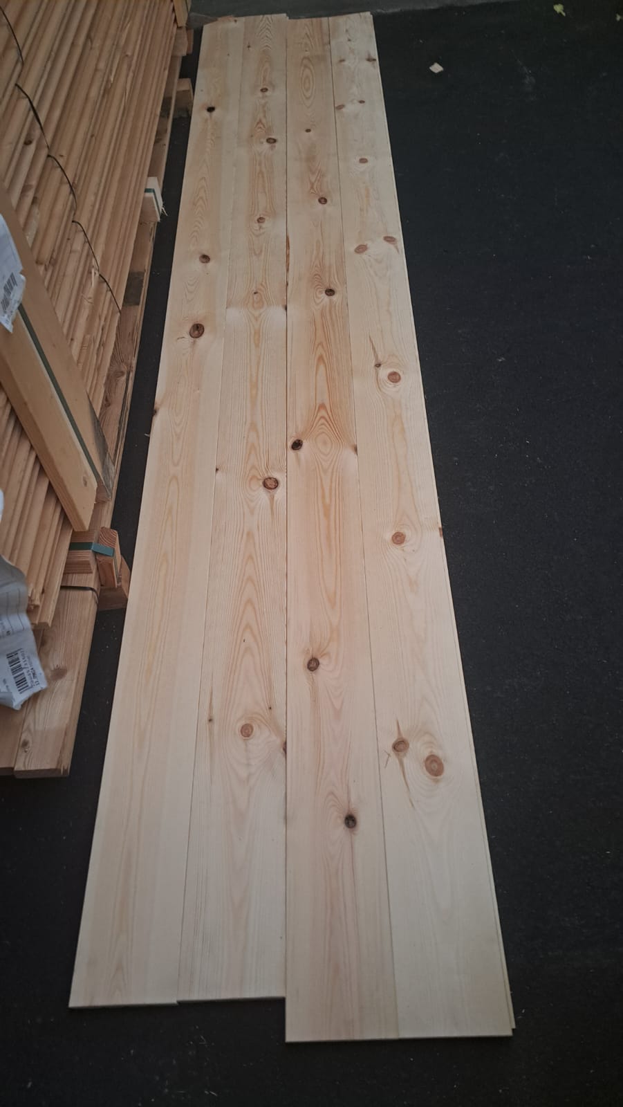 Kiefer Massivholzdielen 27x146 mm
