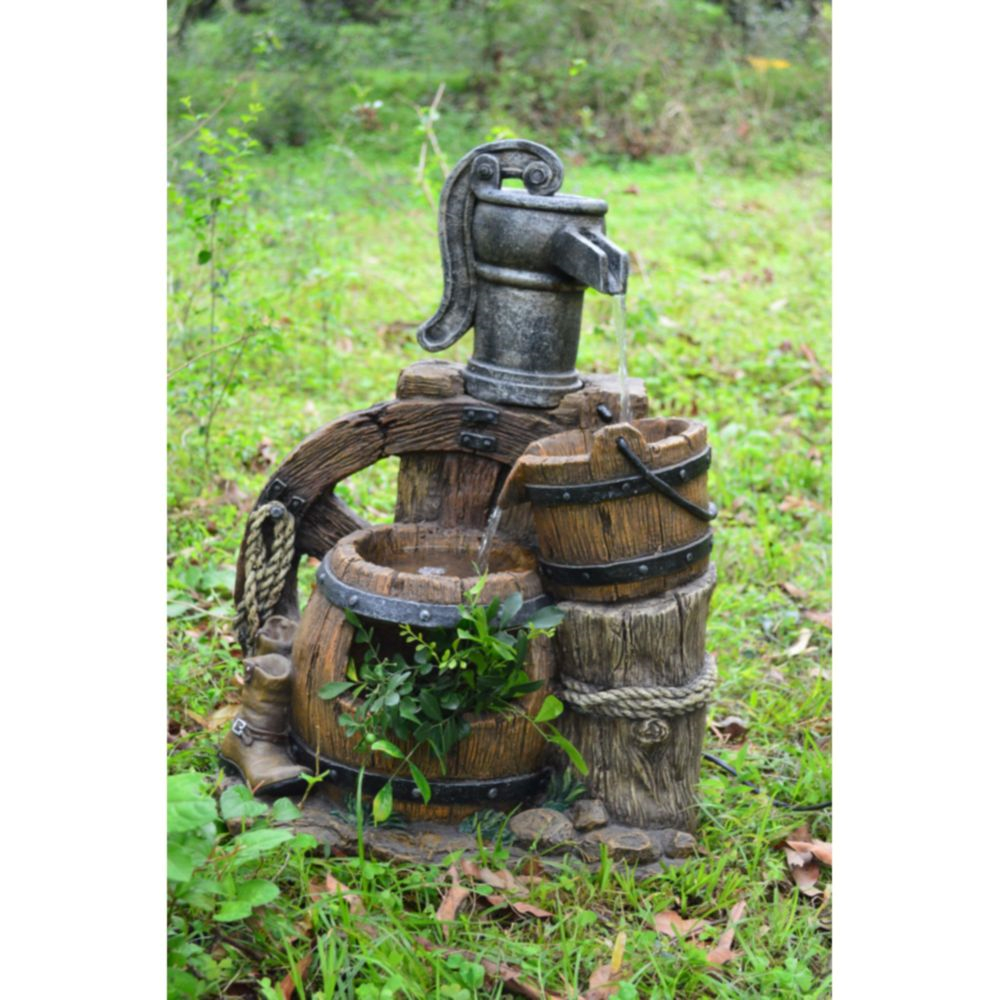Brunnen Nereus in Holz-/Steinoptik