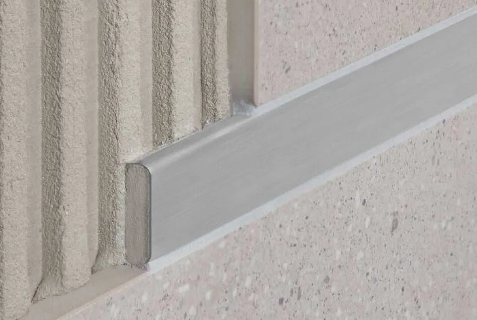 Schlüter Designline-E  DL 625 E Bordürenprofil 2,5 m Edelstahl V2A glänzend