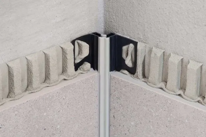 Schlüter Dilex-EF Flexibles einteiliges Eckprofil soft pfirsich 2,5 m