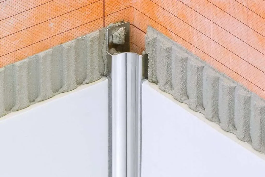 Schlüter Dilex-HKU36-E Hohlkehlprofil Edelstahl V2A 36 mm Breite 2,5 m