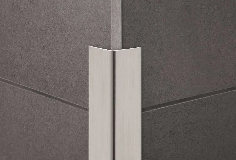 Schlüter Eck-K-E V4A Edelstahl V4A Eckprofil aufklebbar 1,5 m 32x32 mm