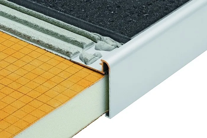 Schlüter Rondec Step ACGB Kantenprofil 2,5 m Alu chrom gebürstet eloxiert