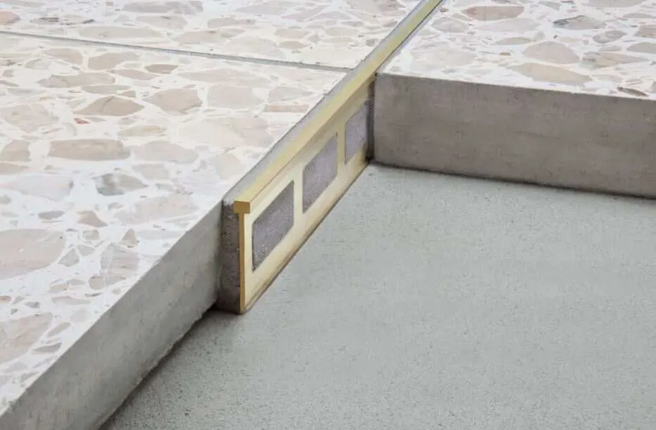 Schlüter Terrazzo-M TM 4 x 30 Trennprofil 2,5 m
