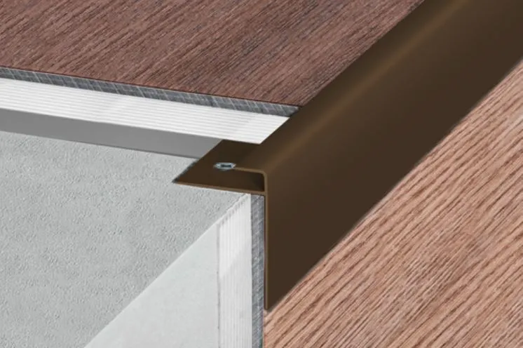 Schlüter Vinpro Step-R Treppenprofil 2,5 m Alu chrom gebürstet eloxiert