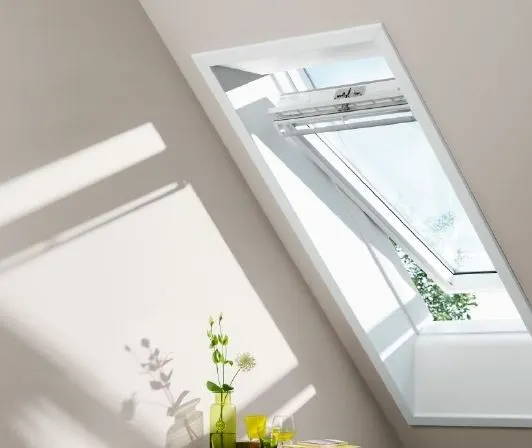 Velux GGL 2067 Schwingfenster Energie Wärmedämmung Holz weiß lackiert