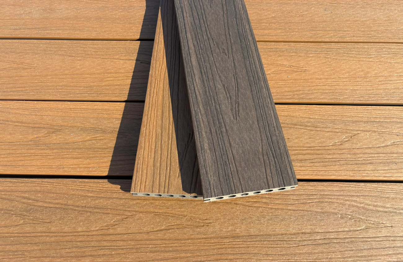 BPC Terrassendielen EICHE SAND Addition beschichtet 22x136 mm