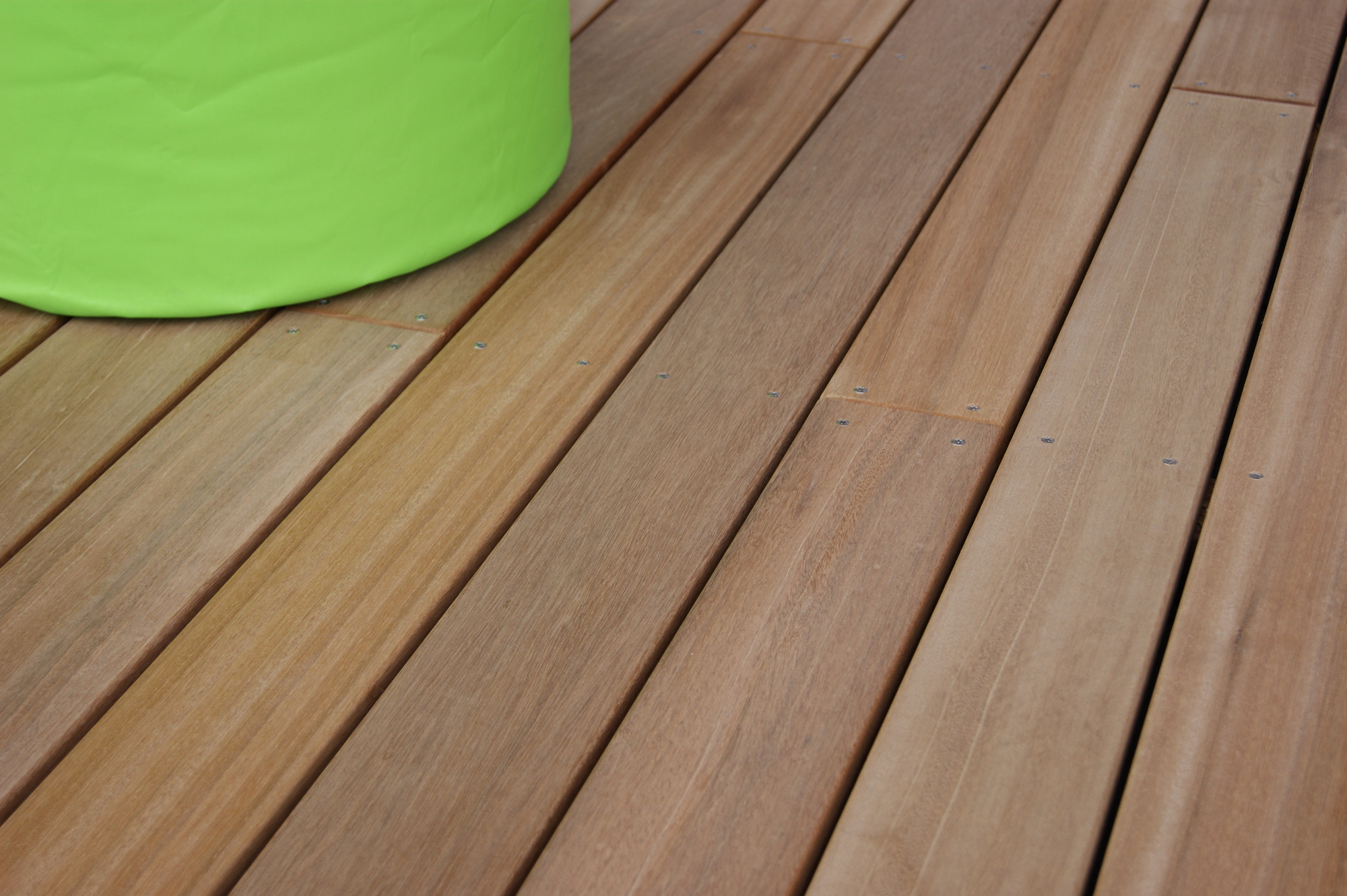 Komplettset Bangkirai Terrassendielen 25x145 mm