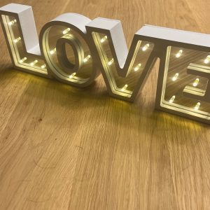 LED Schriftzug Love Weihnachtsbeleuchtung Dekoration Dekolicht Holz