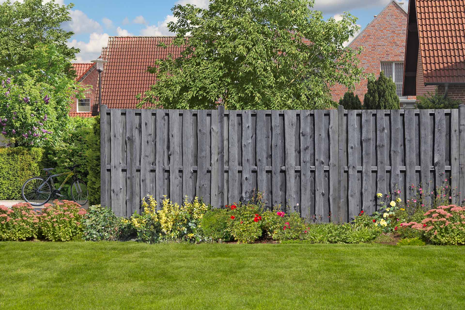Sichtschutzzaun Natura Bohlen BERT Grau